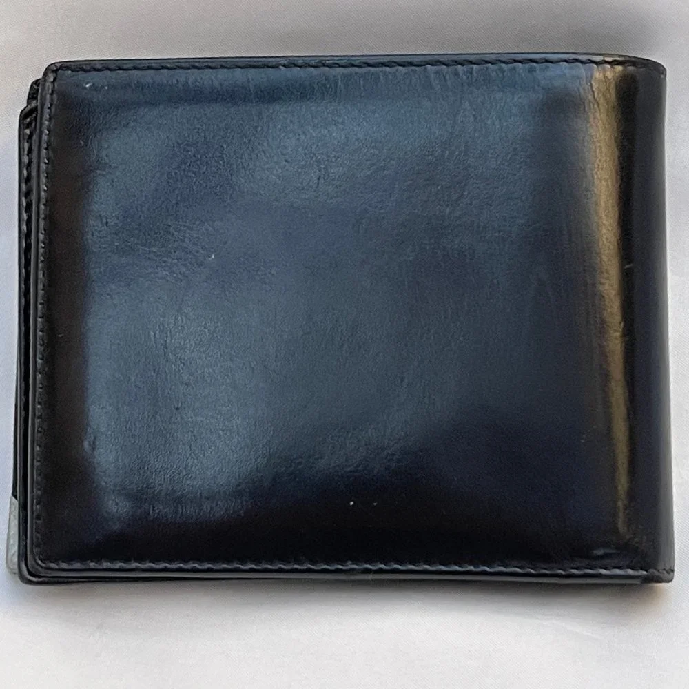 Auc Prada Black Pat Leather Three Fold ID Wallet Vintage